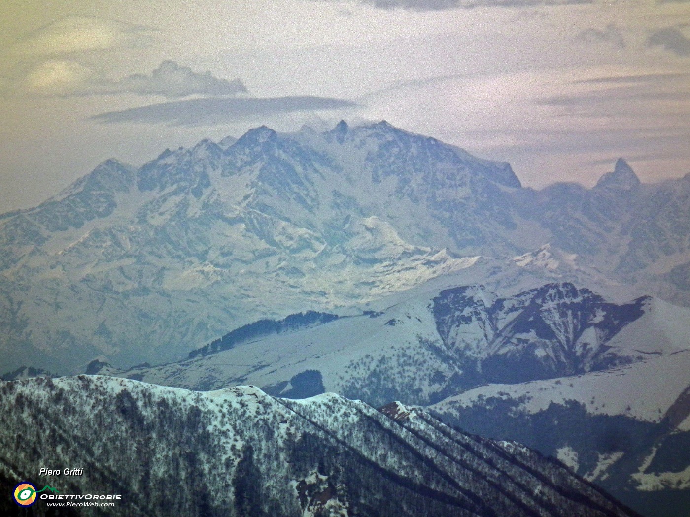 62 Zoom in Monte Rosa e Cervino.JPG